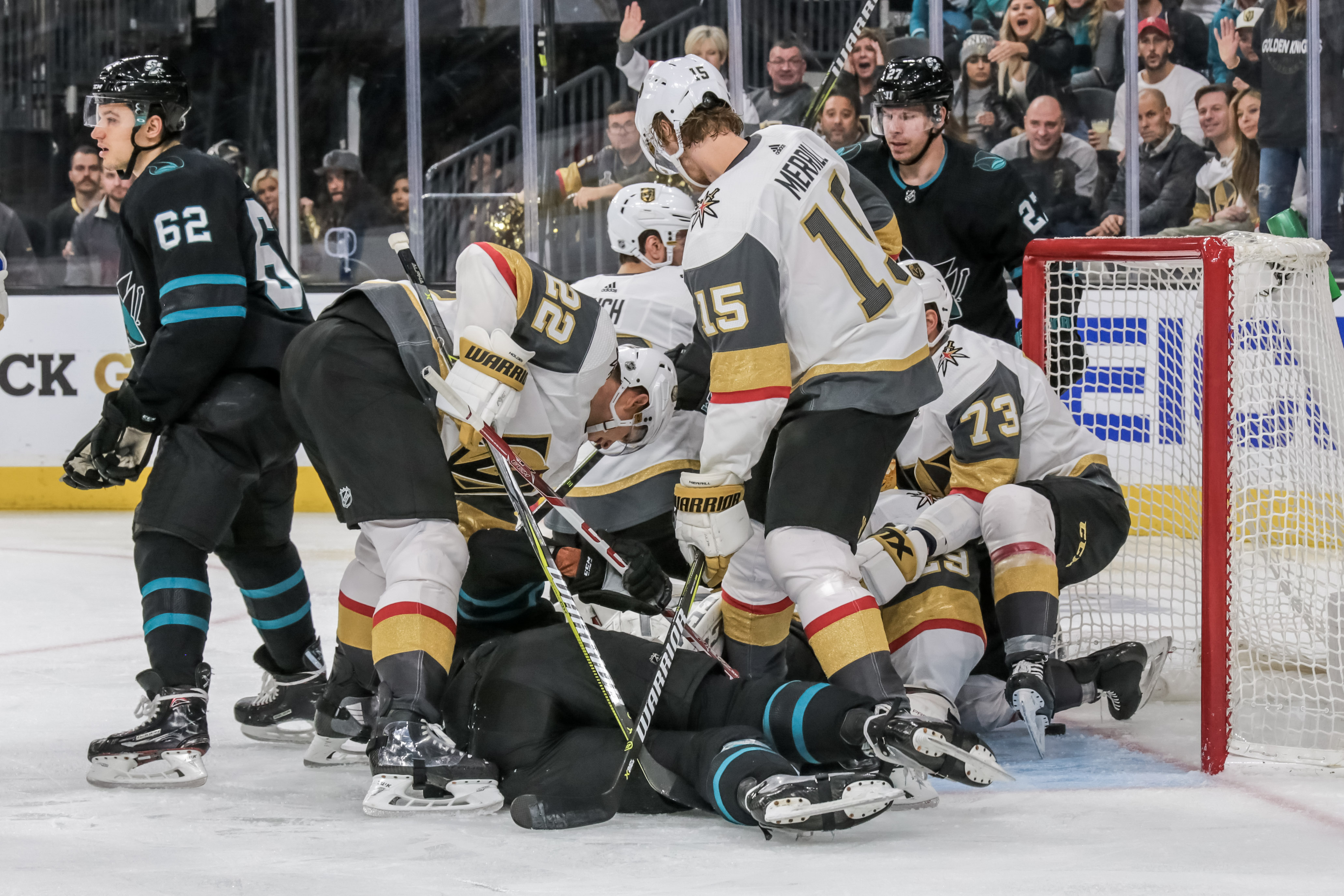 Golden Knights rout rival Raiders 50-0, Sports