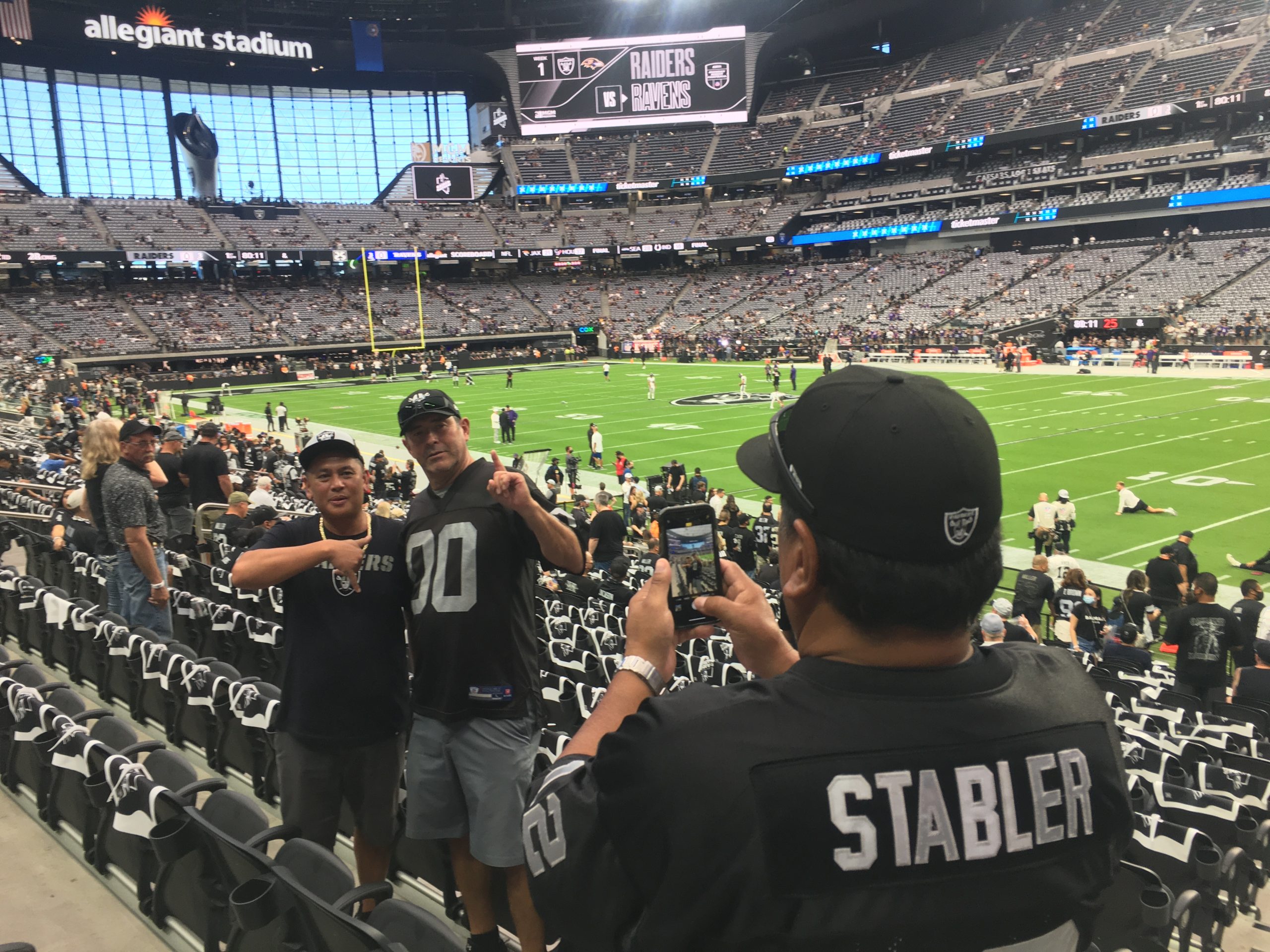 Finally, Raiders Play First Regular Season Home Game With (Vaccinated) Fans  In Las Vegas On Monday Night Football - LVSportsBiz