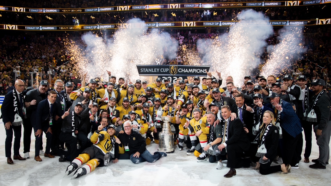 Vegas Golden Knights on X: THE GOLDEN KNIGHTS ARE GOING TO THE STANLEY CUP  FINAL! #VegasBorn  / X