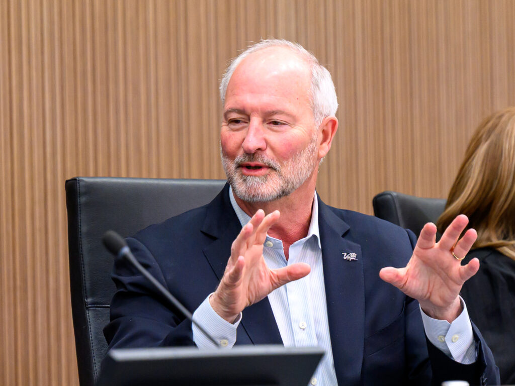 LVCVA CEO Steve Hill