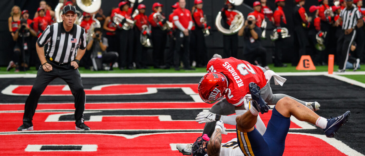 UNLV Enjoying 24-7 Lead In Third Quarter Over Cal At Allegiant Stadium